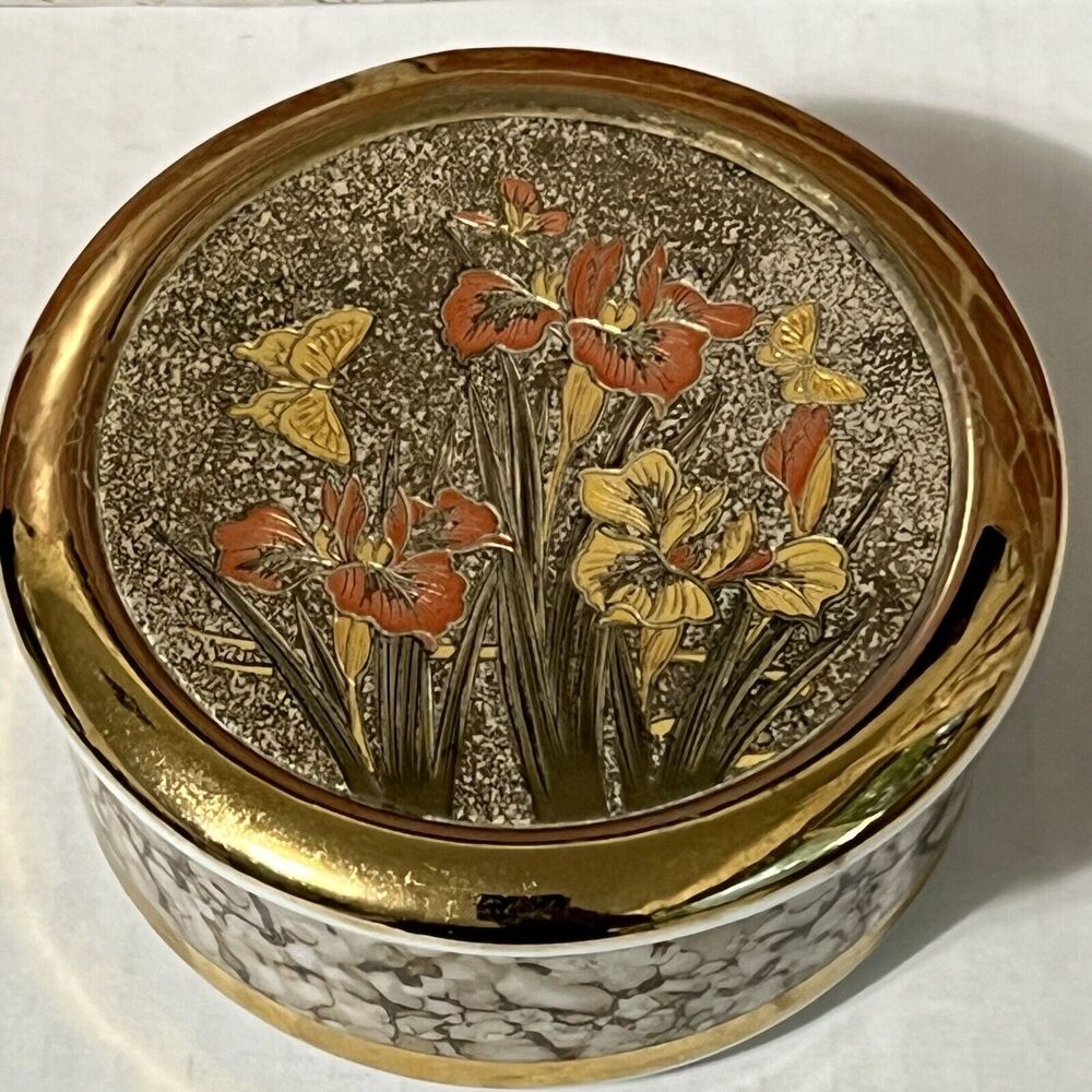 Vintage Japan Art of Chokin Porcelain Trinket Box LILIES Gilded 24k Gold Trim